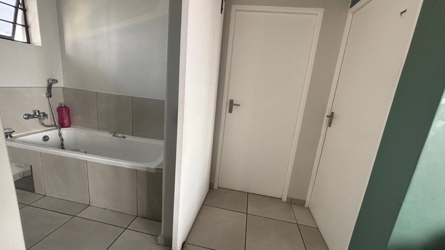 2 Bedroom Property for Sale in Belhar Western Cape